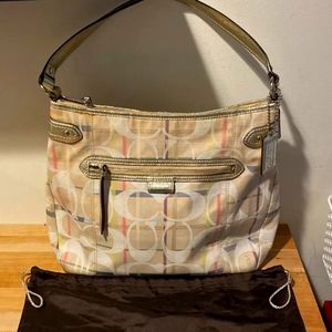 🚫SOLD🚫Coach Poppy Signature Fabric Tote Shoulder Bag Purse Gold Metallic Khaki